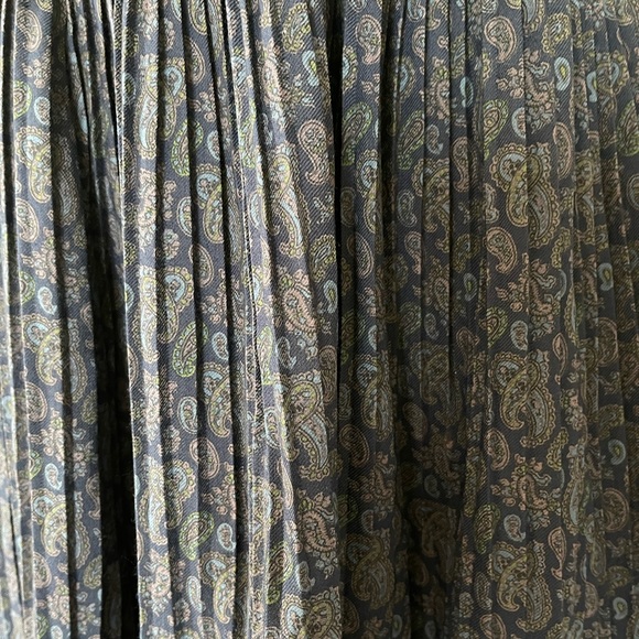 Vintage New York Now Hanasaki Navy Paisley Midi Skirt - Picture 4 of 4